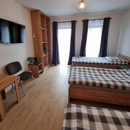 Pokoje Pod Wietrznia Kielce Esterno foto
