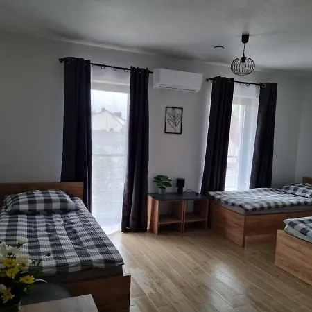 Pokoje Pod Wietrznia Kielce Esterno foto